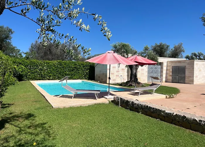 Pergola サン・ミケーレ・サレンティーノ