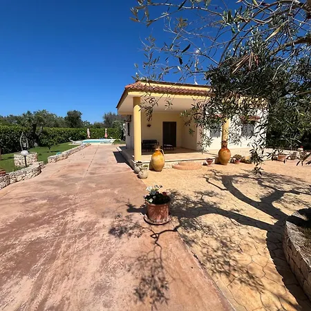 فيلة Pergola سان ميكيلي سالنتينو